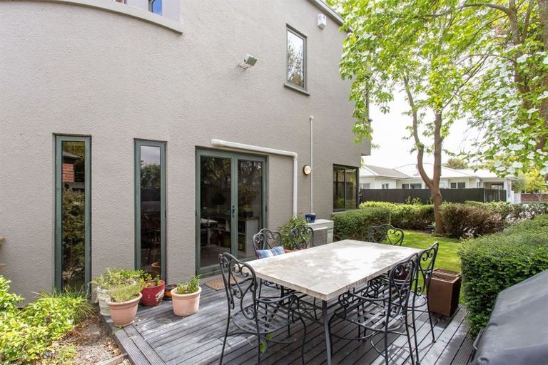 Photo of property in 15a Galway Avenue, Bryndwr, Christchurch, 8052