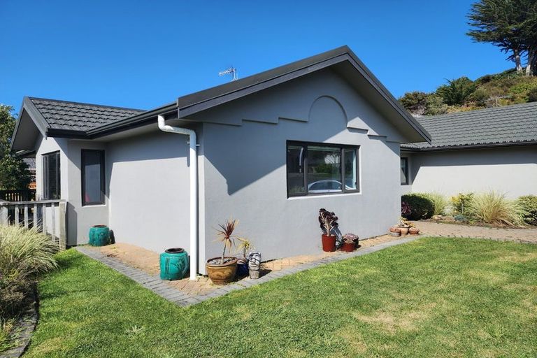Photo of property in 3 Gybe Place, Whitby, Porirua, 5024