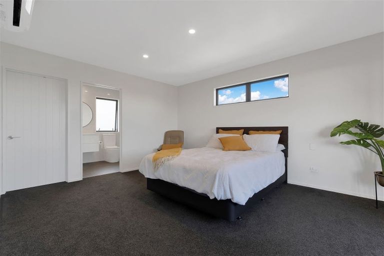 Photo of property in 38 Te Hurunui Drive, Pegasus, 7612