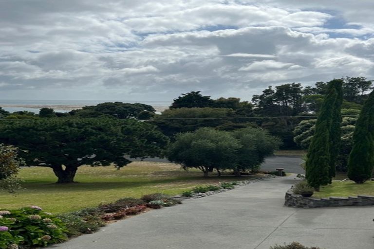 Photo of property in 64 Cheviot Street, Mangawhai Heads, Mangawhai, 0505