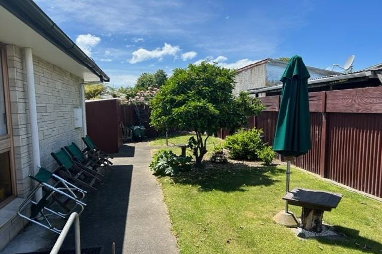 Photo of property in 5/512 Heretaunga Street East, Hastings, 4122