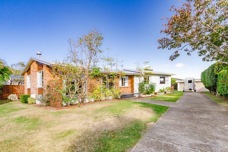 Photo of property in 50 Sylvan Avenue, Waikanae, 5036