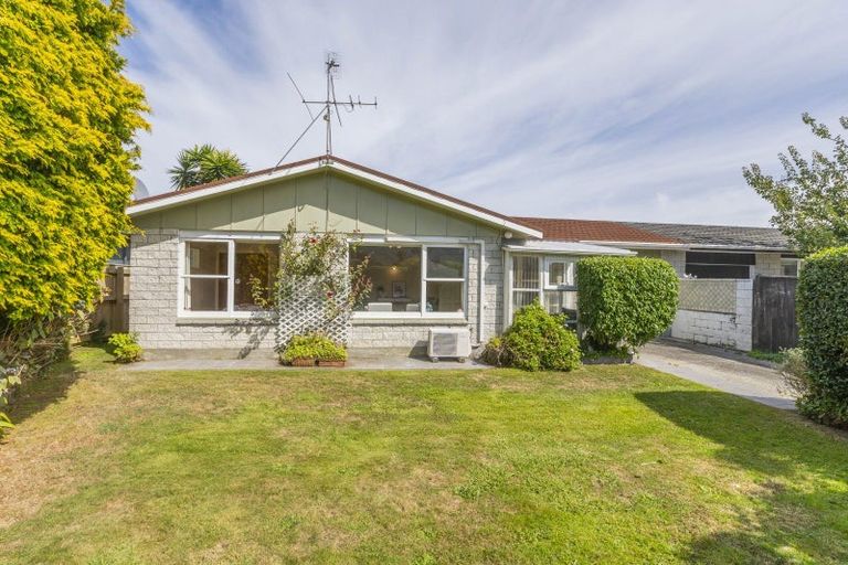 Photo of property in 4 Matipo Street, Waikanae, 5036