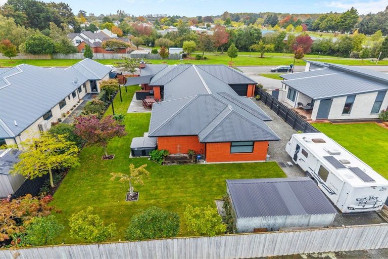 Photo of property in 5 Whiteoak Grove, Tinwald, Ashburton, 7700