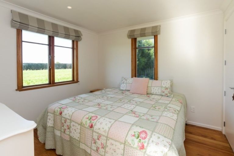 Photo of property in 524 Lawn Road, Clive, Hastings, 4180