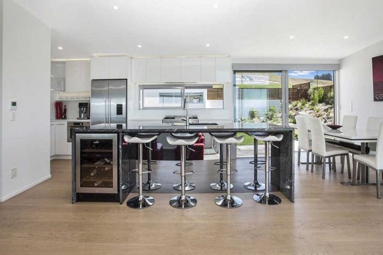 Photo of property in 10 Teviotdale Way, Richmond Hill, Christchurch, 8081