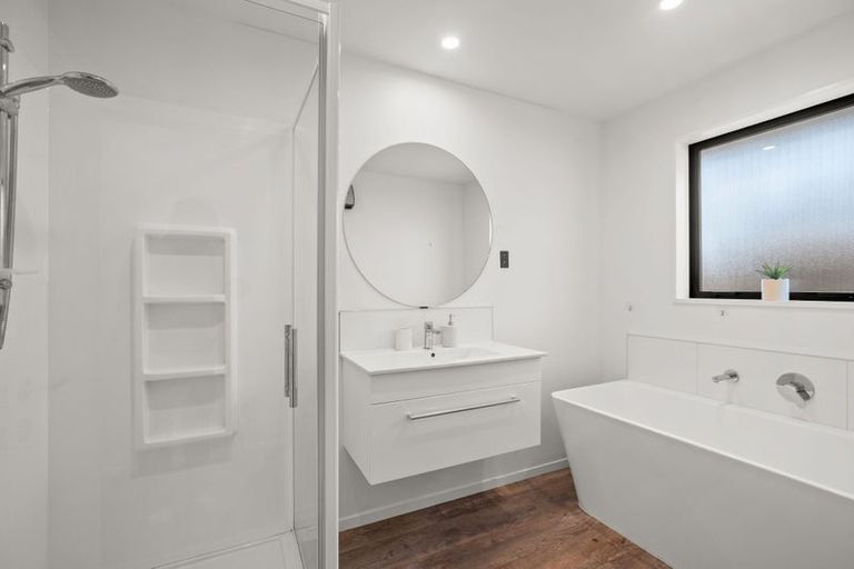 Photo of property in 1 Woodford Avenue, Woodend, 7610