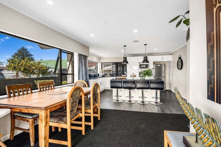 Photo of property in 1 Mathew Street, Dannevirke, 4930