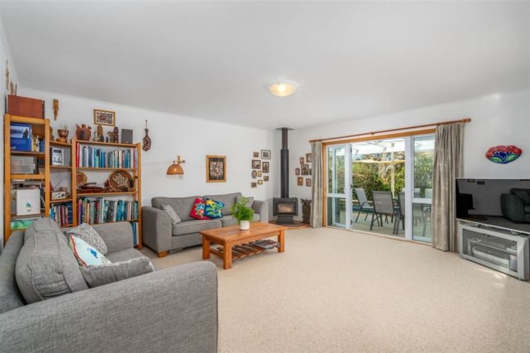 Photo of property in 164 Motu Road, Kumeu, 0891