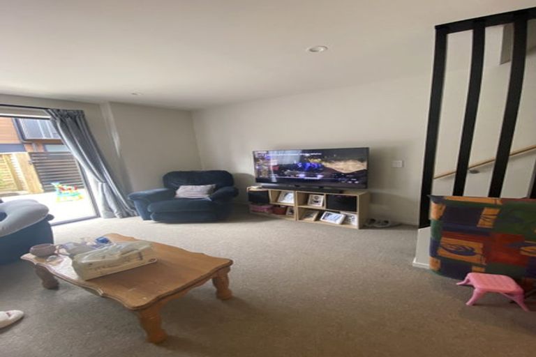 Photo of property in 22 Fitzherbert Road East, Aokautere, Palmerston North, 4471