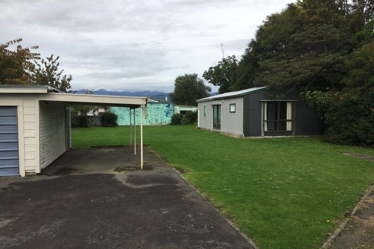 Photo of property in 17 Reeve Street, Levin, 5510