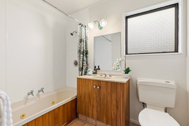 Photo of property in 49 Satara Crescent, Khandallah, Wellington, 6035