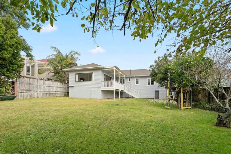 Photo of property in 21 Waiatarua Road, Remuera, Auckland, 1050