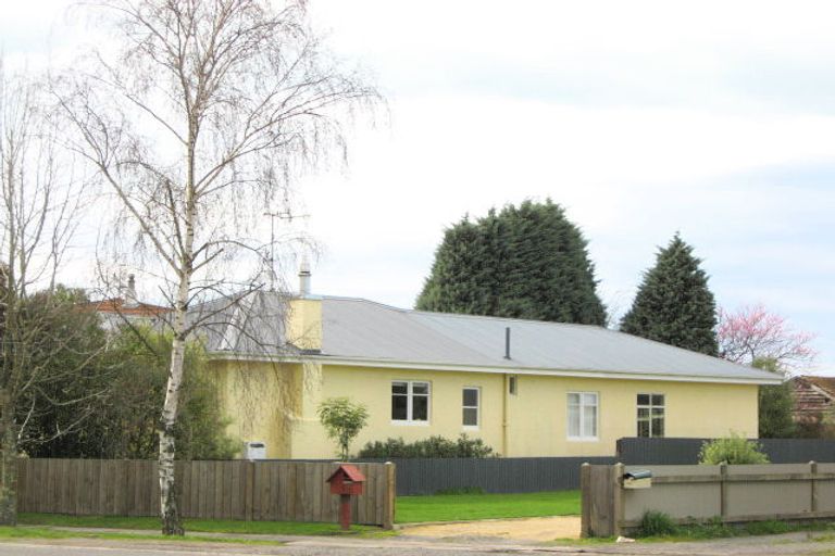 Photo of property in 131 Main Rd Clive, Clive, 4102