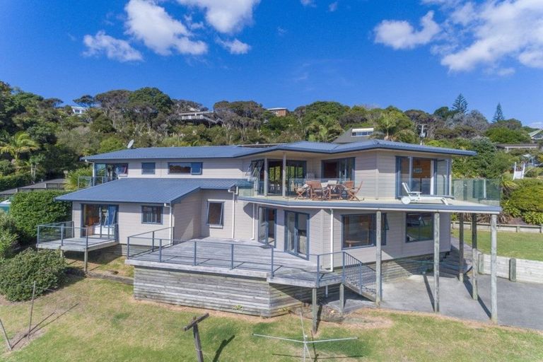Photo of property in 4 Kotare Drive, Coopers Beach, 0420