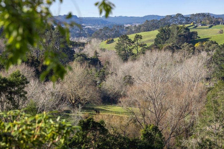 Photo of property in 26 Hamilton Road, Waimauku, 0881
