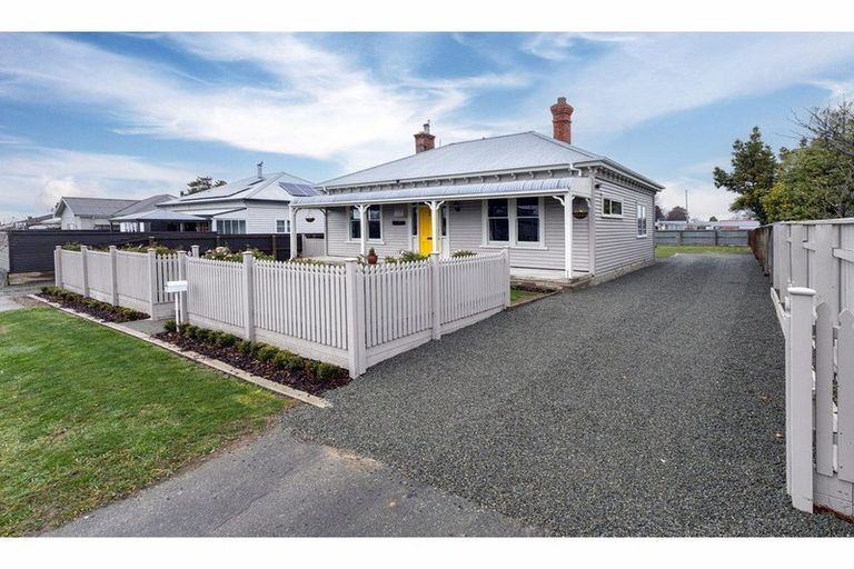 Photo of property in 14 Raymond Street, West End, Timaru, 7910