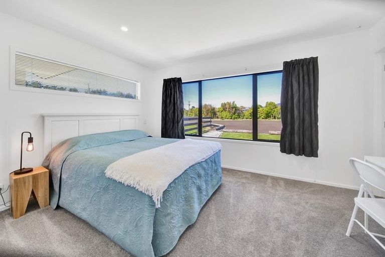 Photo of property in 196 Koru Road, Omata, New Plymouth, 4374