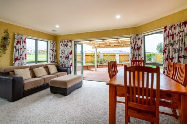 Photo of property in 101 Parnell Heights, Kelvin Grove, Palmerston North, 4414