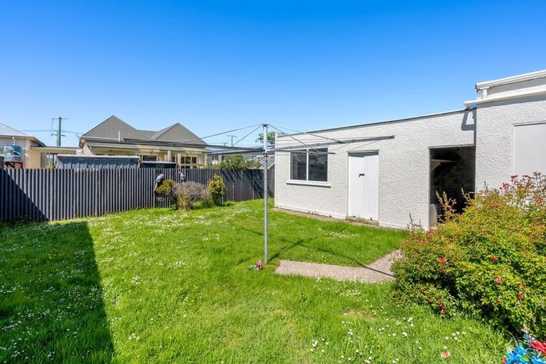 Photo of property in 5 Young Street, Saint Kilda, Dunedin, 9012
