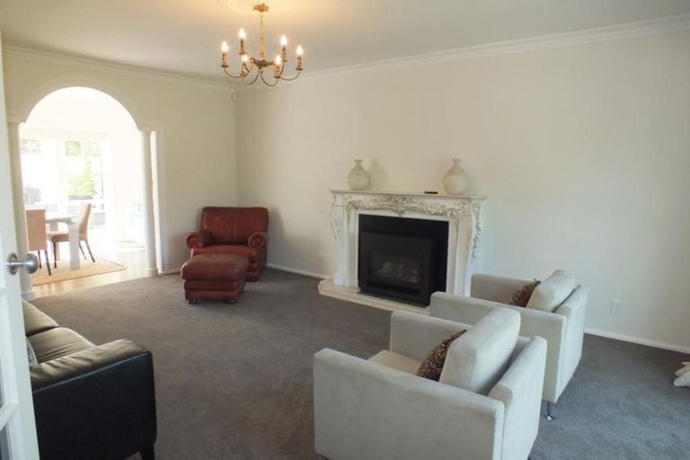 Photo of property in 16 Poynder Avenue, Merivale, Christchurch, 8014