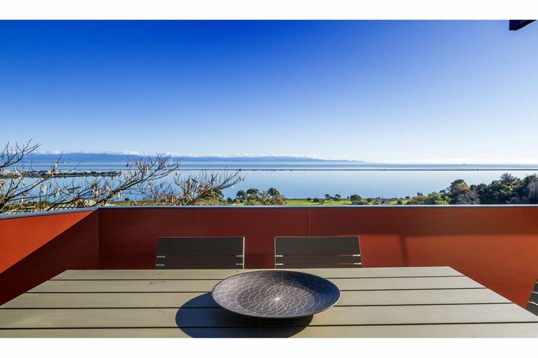 Photo of property in 6 Davies Drive, Atawhai, Nelson, 7010