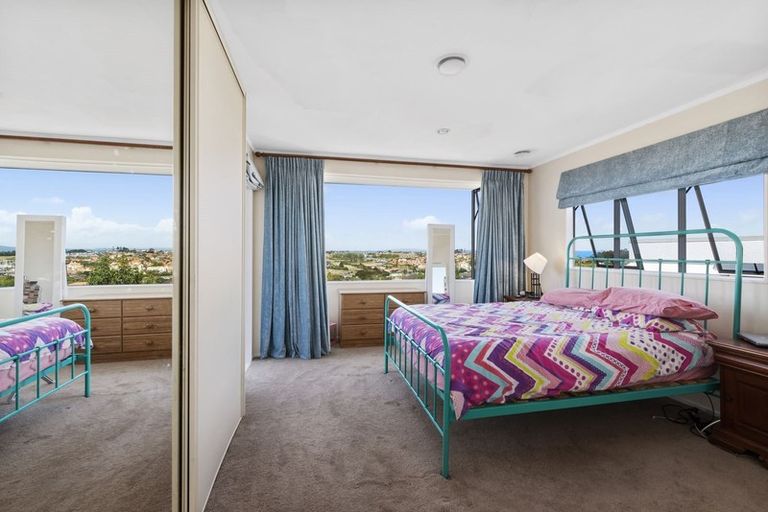 Photo of property in 1209 Whangaparaoa Road, Gulf Harbour, Whangaparaoa, 0930