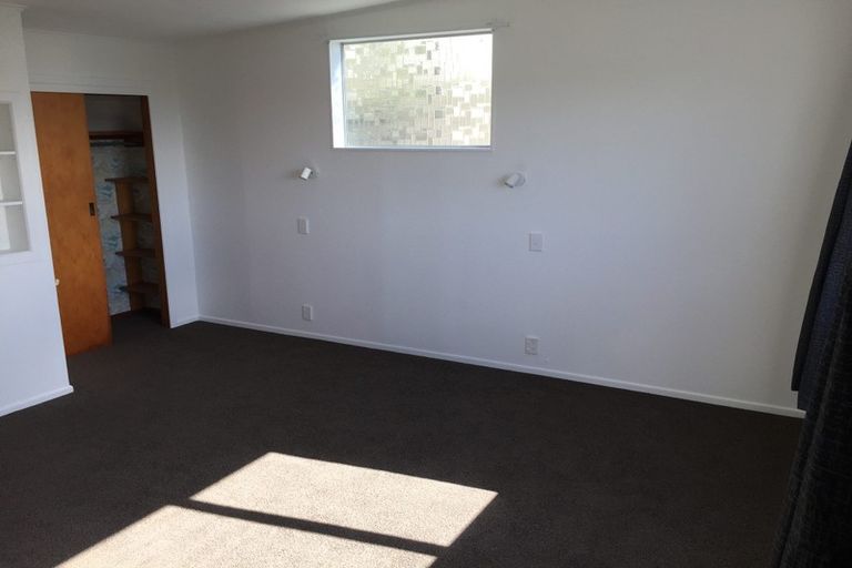 Photo of property in 19 Whaui Street, Vogeltown, Wellington, 6021