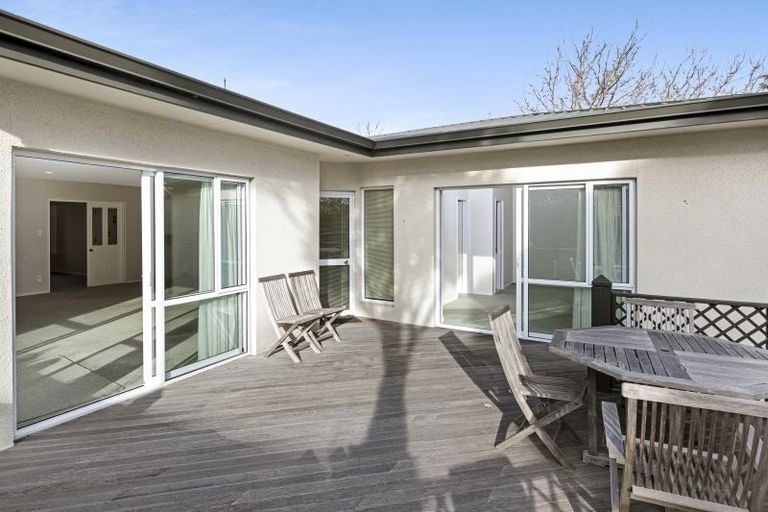 Photo of property in 147 Waimairi Road, Ilam, Christchurch, 8041