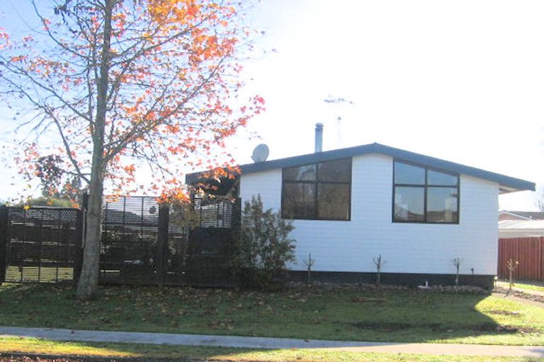 Photo of property in 6 Purcell Place, Melville, Hamilton, 3206