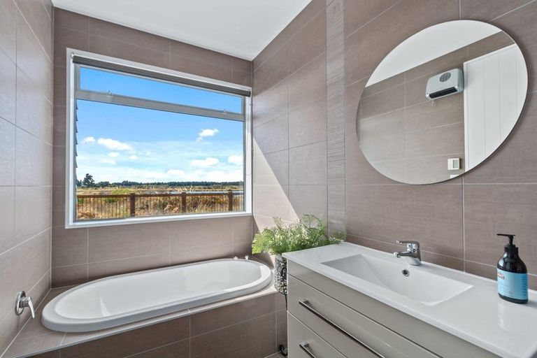 Photo of property in 14 Te Kohanga Drive, Pegasus, 7612