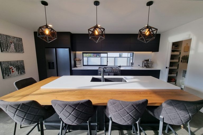 Photo of property in 118 Cameron Street, Ashburton, 7700