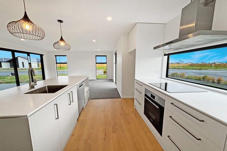 Photo of property in 92 Avanda Avenue, Rolleston, 7615