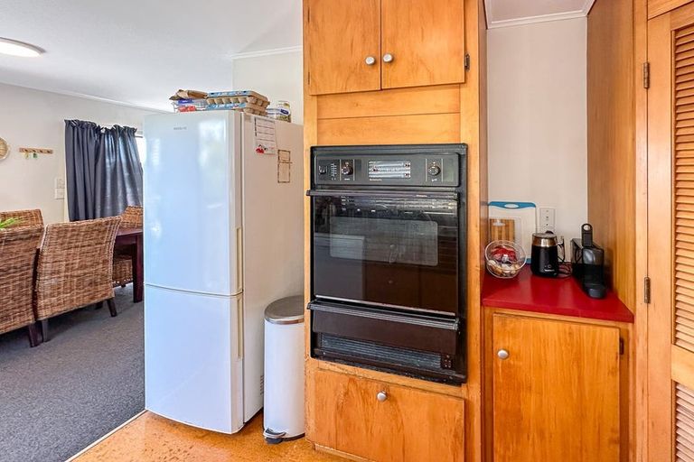 Photo of property in 1/1 Nigel Road, Browns Bay, Auckland, 0630