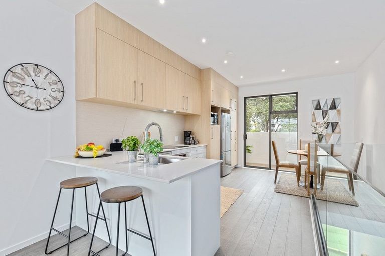 Photo of property in 7/445 Hibiscus Coast Highway, Orewa, 0931