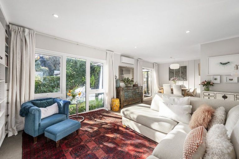 Photo of property in 9/354 Muritai Road, Eastbourne, Lower Hutt, 5013