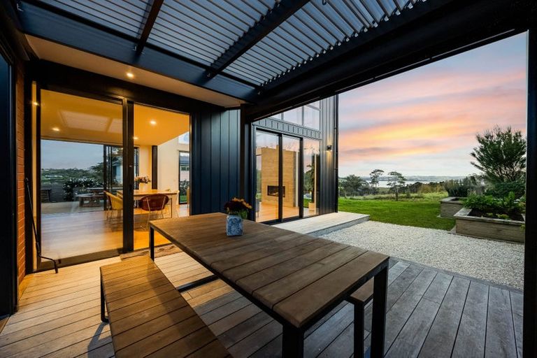 Photo of property in 43 Kia Kaha Drive, Snells Beach, 0920