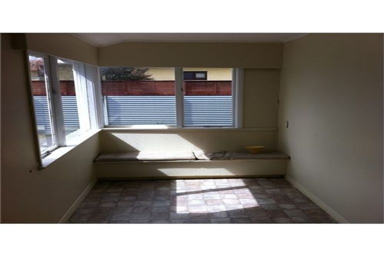 Photo of property in 31 Knowles Street, Terrace End, Palmerston North, 4410