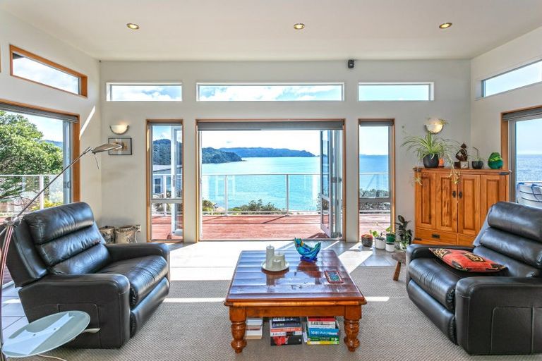 Photo of property in 2 Fantail Terrace, Tairua, 3508