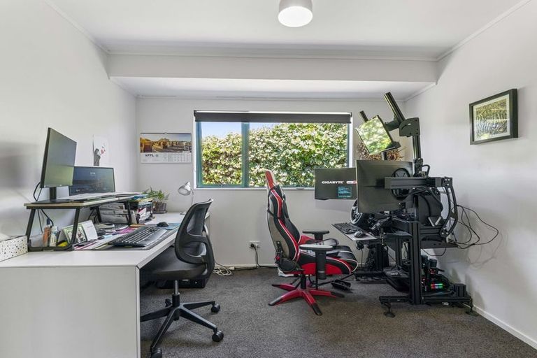 Photo of property in 92 Birch Street, Hilltop, Taupo, 3330