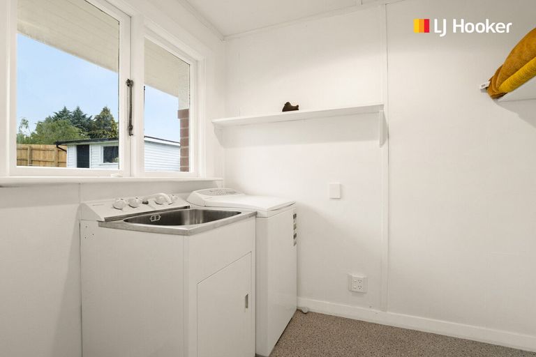 Photo of property in 148 Main South Road, Green Island, Dunedin, 9018