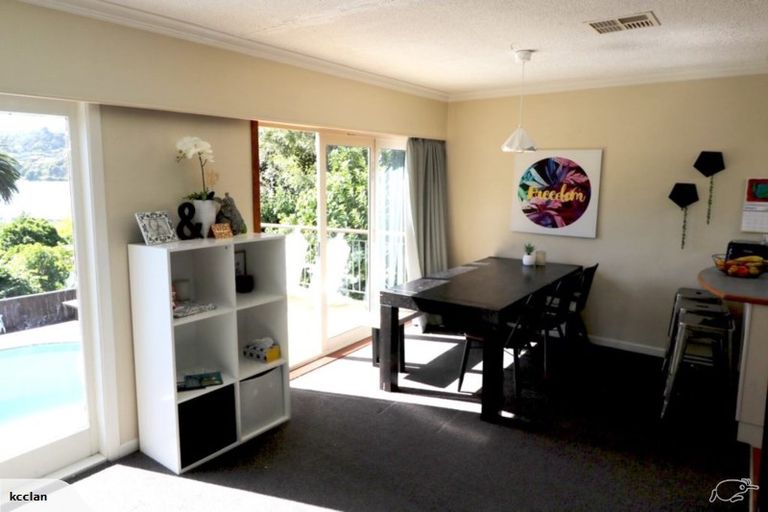 Photo of property in 4 Seaview Road, Paremata, Porirua, 5024