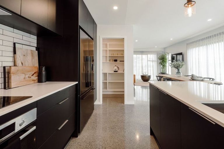 Photo of property in 2 Tiaki Rise, Tikipunga, 0112