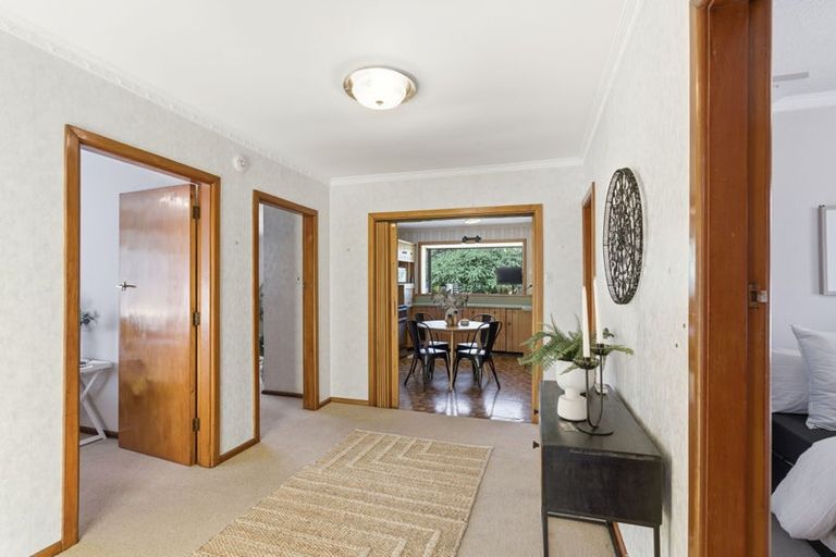 Photo of property in 302 Withells Road, Avonhead, Christchurch, 8042
