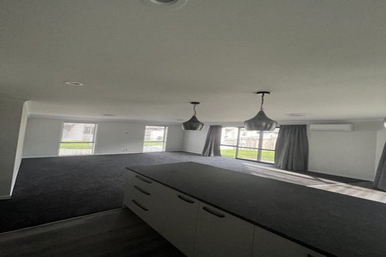 Photo of property in 35 Shaw Road, Coastlands, Whakatane, 3120