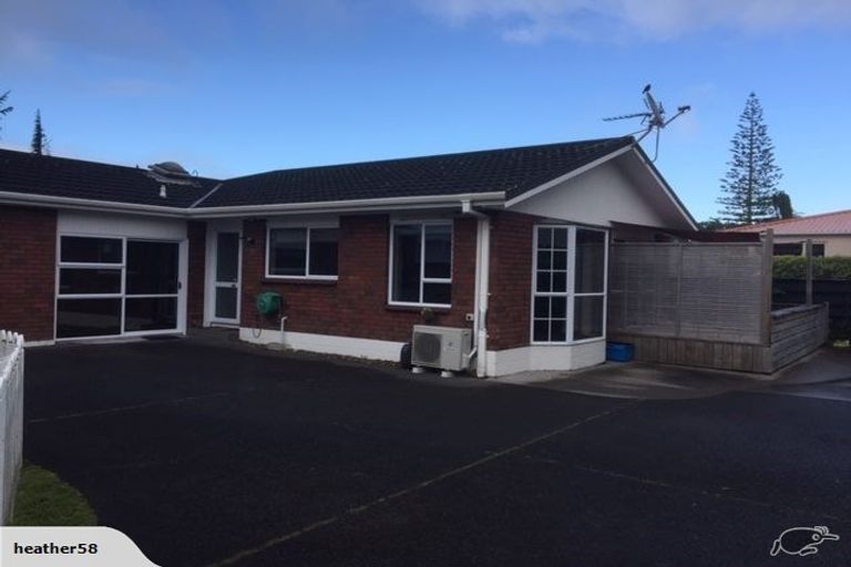 Photo of property in 3/444 Hibiscus Coast Highway, Orewa, 0931