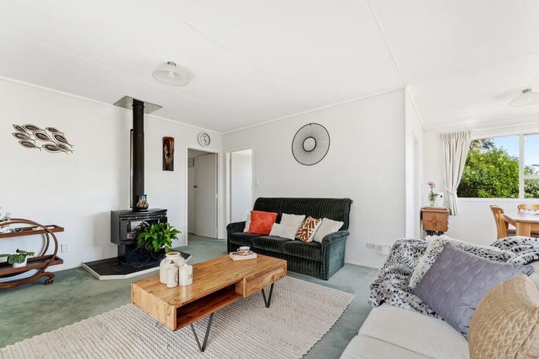 Photo of property in 27 Penton Road, Stanmore Bay, Whangaparaoa, 0932