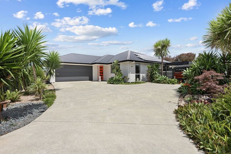 Photo of property in 14 Riverglen Road, Waipu, 0510