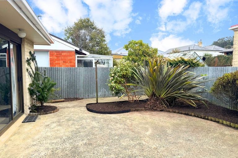 Photo of property in 43d Law Street, Caversham, Dunedin, 9012