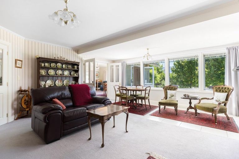 Photo of property in 33 Ferry Hill Drive, Lower Shotover, Queenstown, 9371